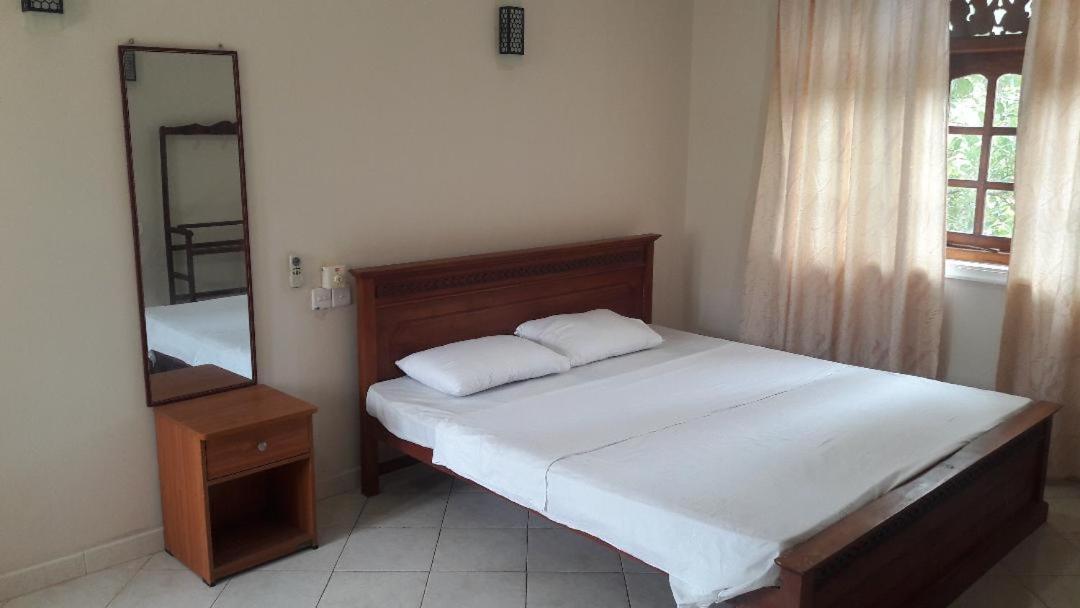 Mount House Hotel Apartment Dikwella Kültér fotó